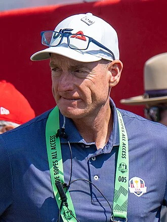 Jim Furyk height profile photo