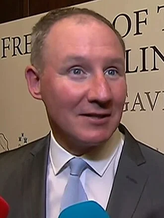 Jim Gavin height profile photo