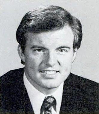 Jim Guy Tucker height profile photo