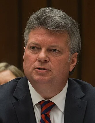 Jim Hood height profile photo