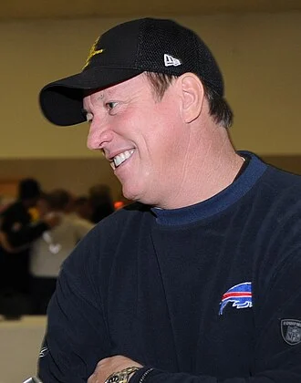 Jim Kelly height profile photo