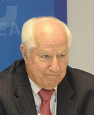 Jim Kolbe height profile photo