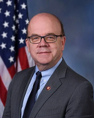 Jim McGovern (American politician) height profile photo
