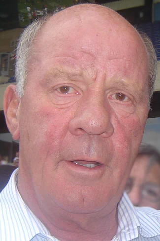 Jim Smith (footballer, born 1940) height profile photo
