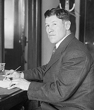 Jim Thorpe height profile photo