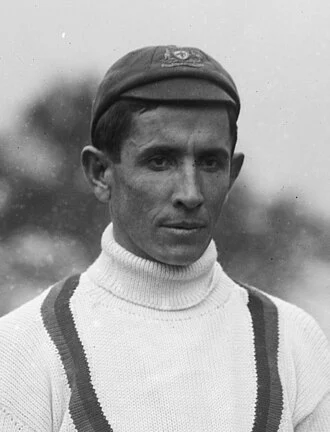 Jimmy Matthews height profile photo