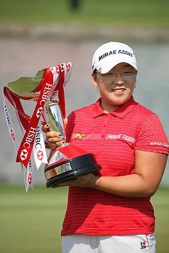 Jiyai Shin height profile photo