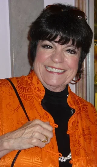 Jo Anne Worley height profile photo