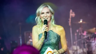 Jo Whiley height profile photo