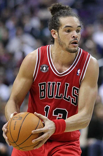 Joakim Noah height profile photo