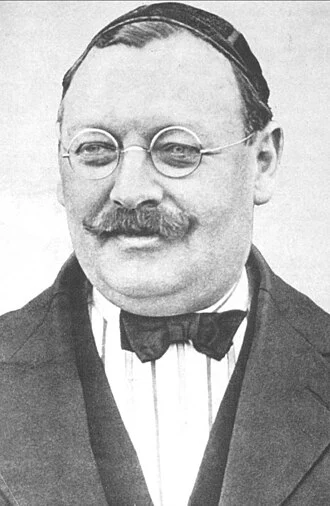 Joan Gamper height profile photo