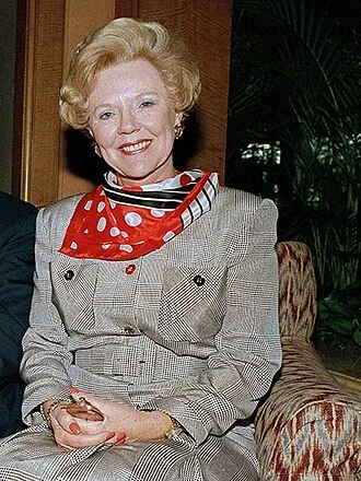 Joan Kroc height profile photo