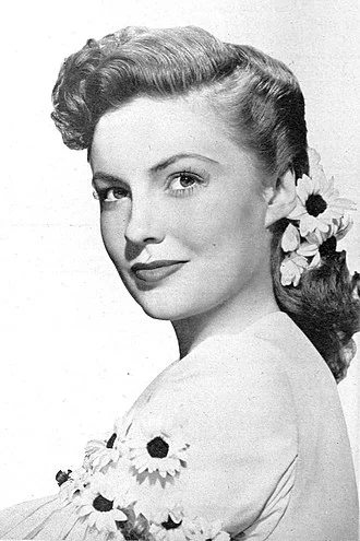 Joan Leslie height profile photo