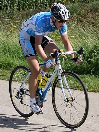 Joanna Rowsell height profile photo