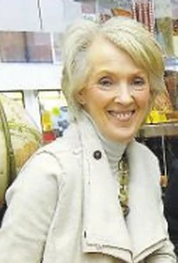 Joanna Trollope height profile photo
