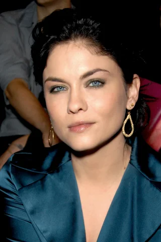 Jodi Lyn O'Keefe height profile photo