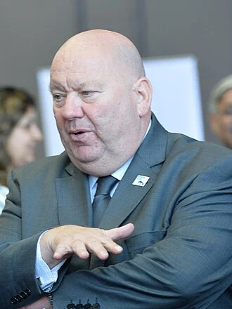 Joe Anderson (politician) height profile photo