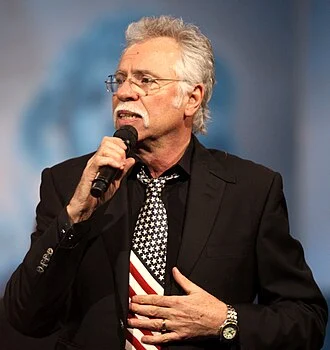 Joe Bonsall height profile photo