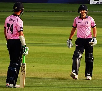 Joe Burns (cricketer) height profile photo