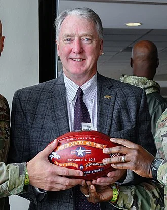 Joe Ellis height profile photo