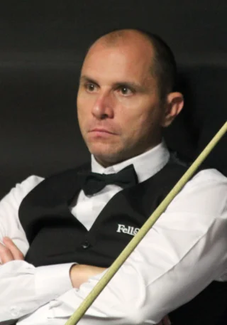 Joe Perry (snooker player) height profile photo
