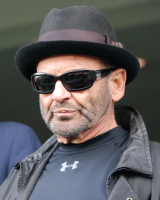 Joe Pesci height profile photo