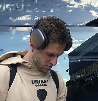 Joe Rodon height profile photo