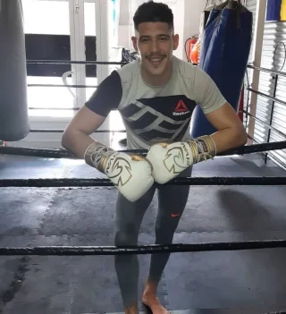 Joel Álvarez height profile photo
