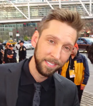 Joel David Moore height profile photo