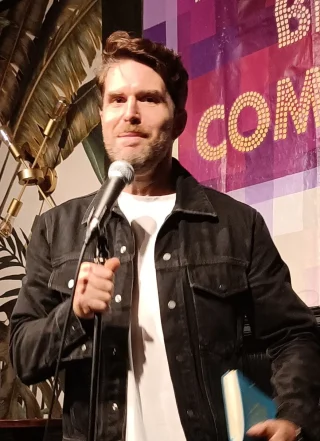 Joel Dommett height profile photo