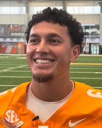 Joey Aguilar height profile photo