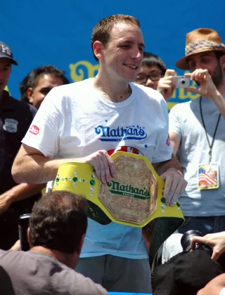 Joey Chestnut height profile photo