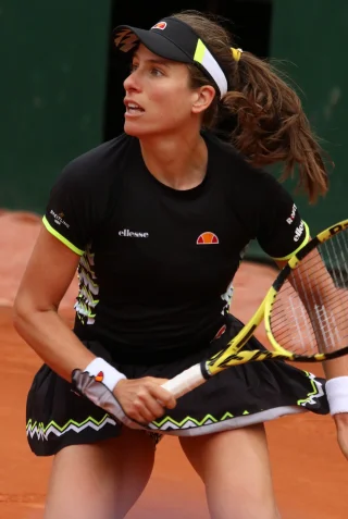 Johanna Konta height profile photo