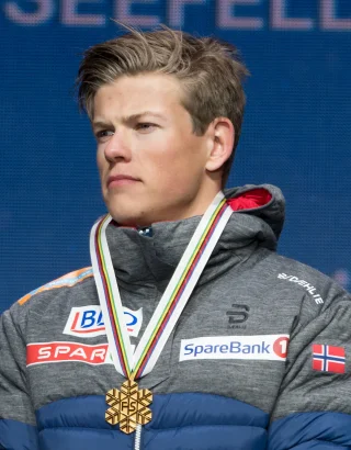Johannes Høsflot Klæbo height profile photo