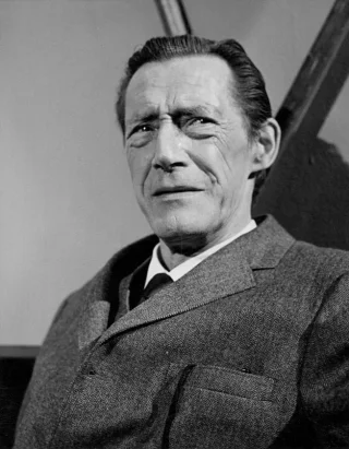 John Carradine height profile photo