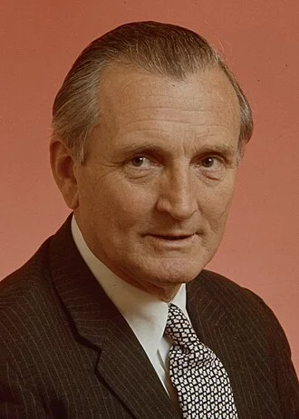 John Carrick (Australian politician) height profile photo