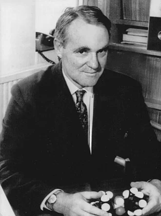 John Cornforth height profile photo