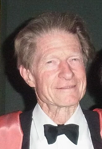 John Gurdon height profile photo