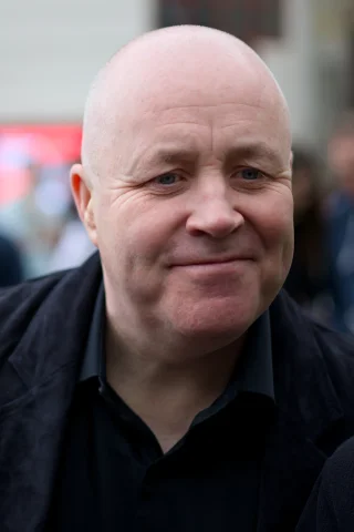 John Higgins height profile photo