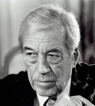 John Huston height profile photo