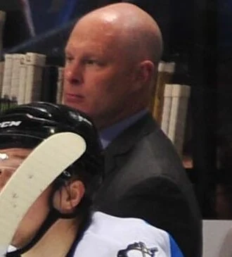 John Hynes (ice hockey) height profile photo