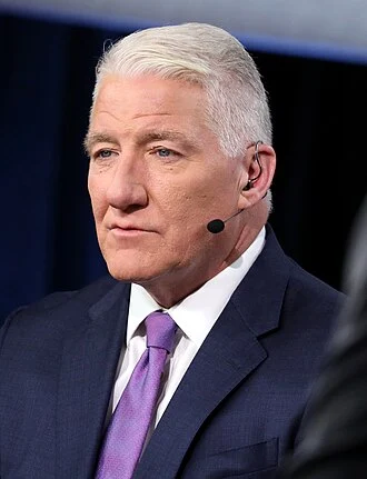 John King (journalist) height profile photo
