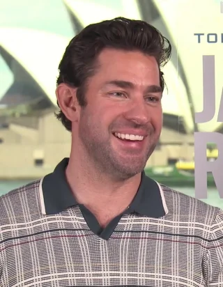 John Krasinski height profile photo