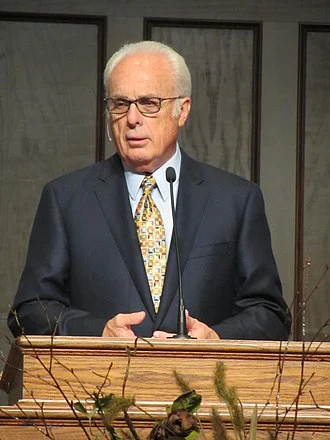 John MacArthur (American pastor) height profile photo