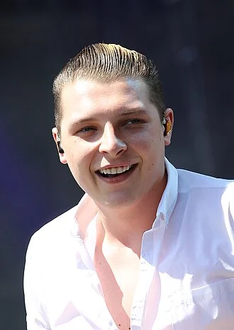 John Newman (singer) height profile photo