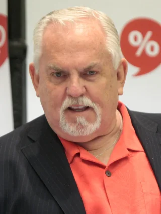 John Ratzenberger height profile photo