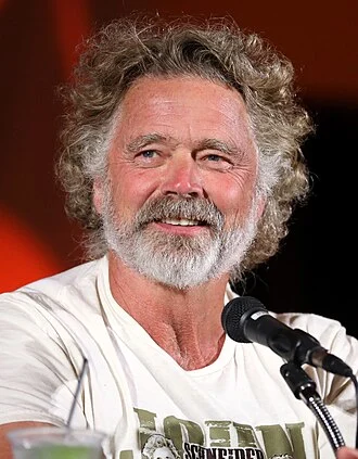 John Schneider (screen actor) height profile photo