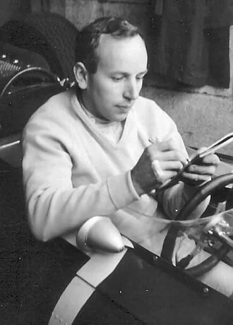 John Surtees height profile photo