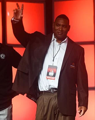 John Thierry height profile photo