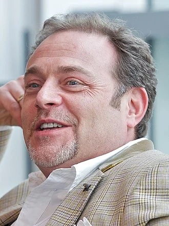 John Thomson (comedian) height profile photo